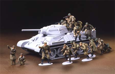 [ T32521 ] Tamiya 1/48 Russian Infantry &amp; Tank Crew set