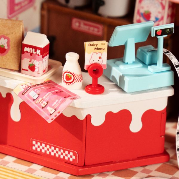 [ ROLIFEDS034 ] Rolife DIY Miniature House Strawberry Milk Box