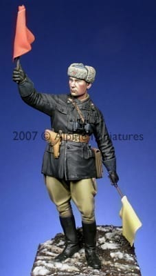 [ APLINE16002 ] Alpine miniatures WW2 Russian officer 1/16