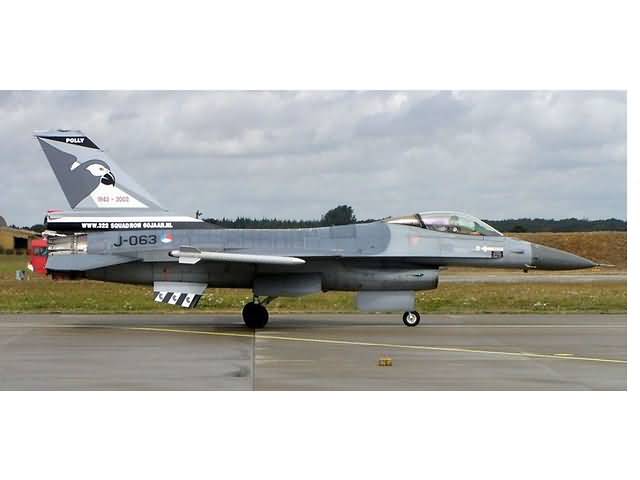 [ ITA-2786S ] Italeri F-16 A Fighting falcon 1/48
