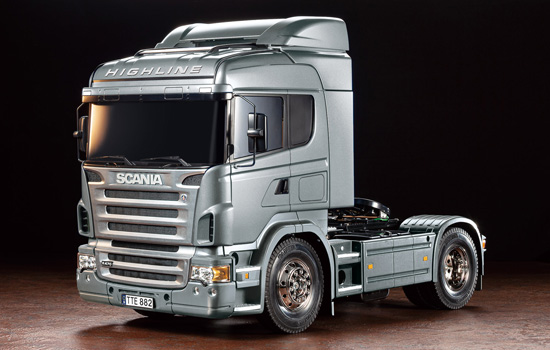 [ T56364 ] Tamiya Scania R470 geschilderd / painted silver