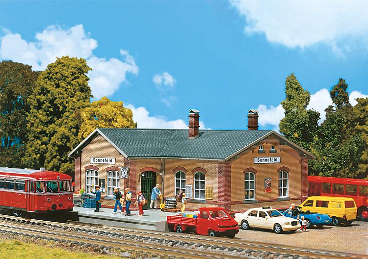 [ FAL110095 ] Faller station sonnefeld  1/87  HO