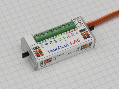 [ SERVONAUT-LA6 ] Lichtset met 6 Uitgangen