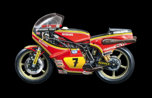 [ ITA-4644 ] Italeri Suzuki RG 500 XR27  1/9